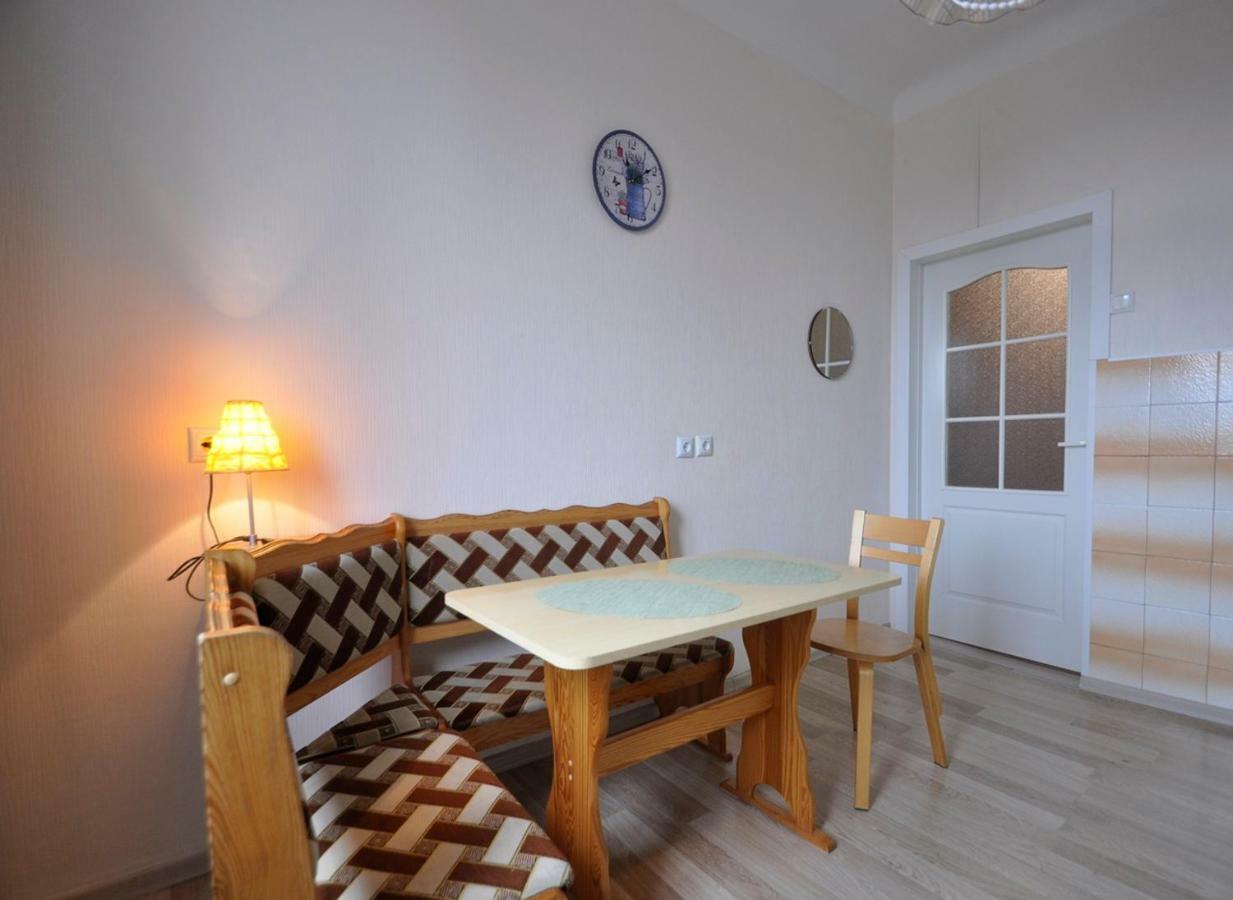 Castle View Apartment Нарва Экстерьер фото